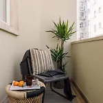 Lioua - 2 Bedrooms And Balcony In Lapa *