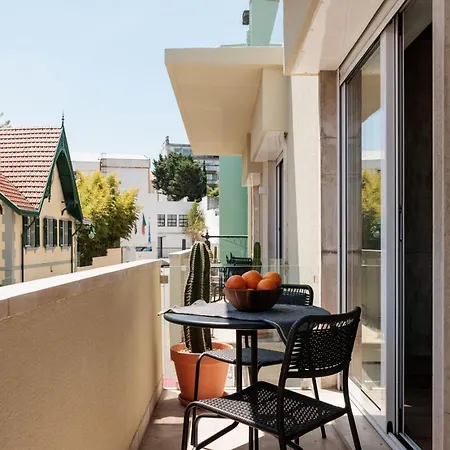 Lioua - 2 Bedrooms And Balcony In Lapa Lizbona