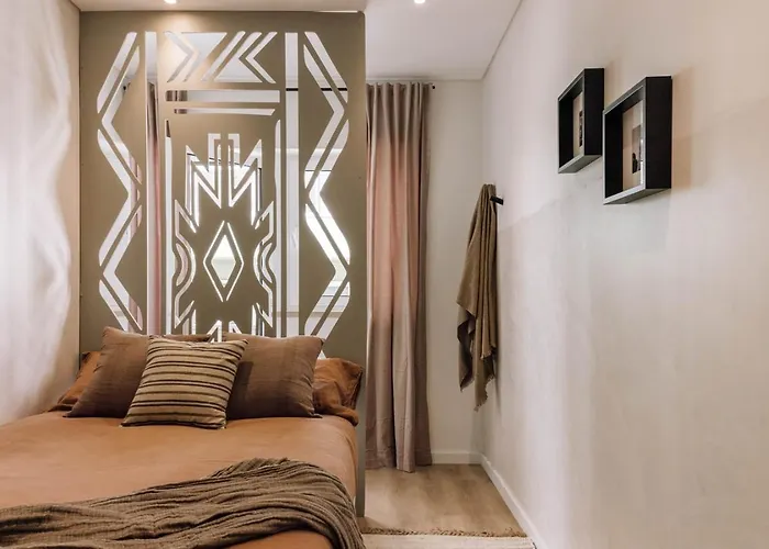 Lioua - 2 Bedrooms And Balcony In Lapa Lisboa