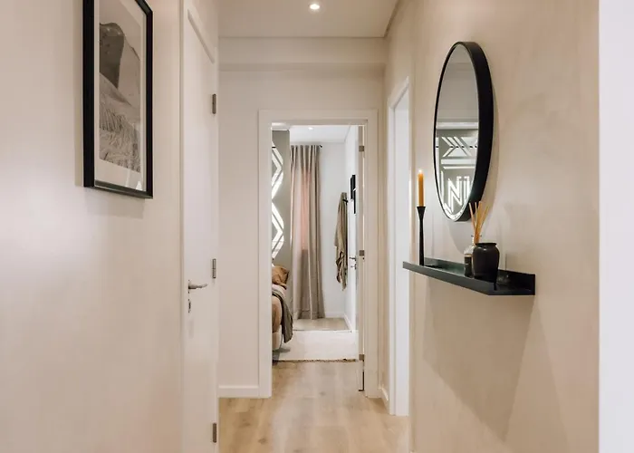 Lioua - 2 Bedrooms And Balcony In Lapa *